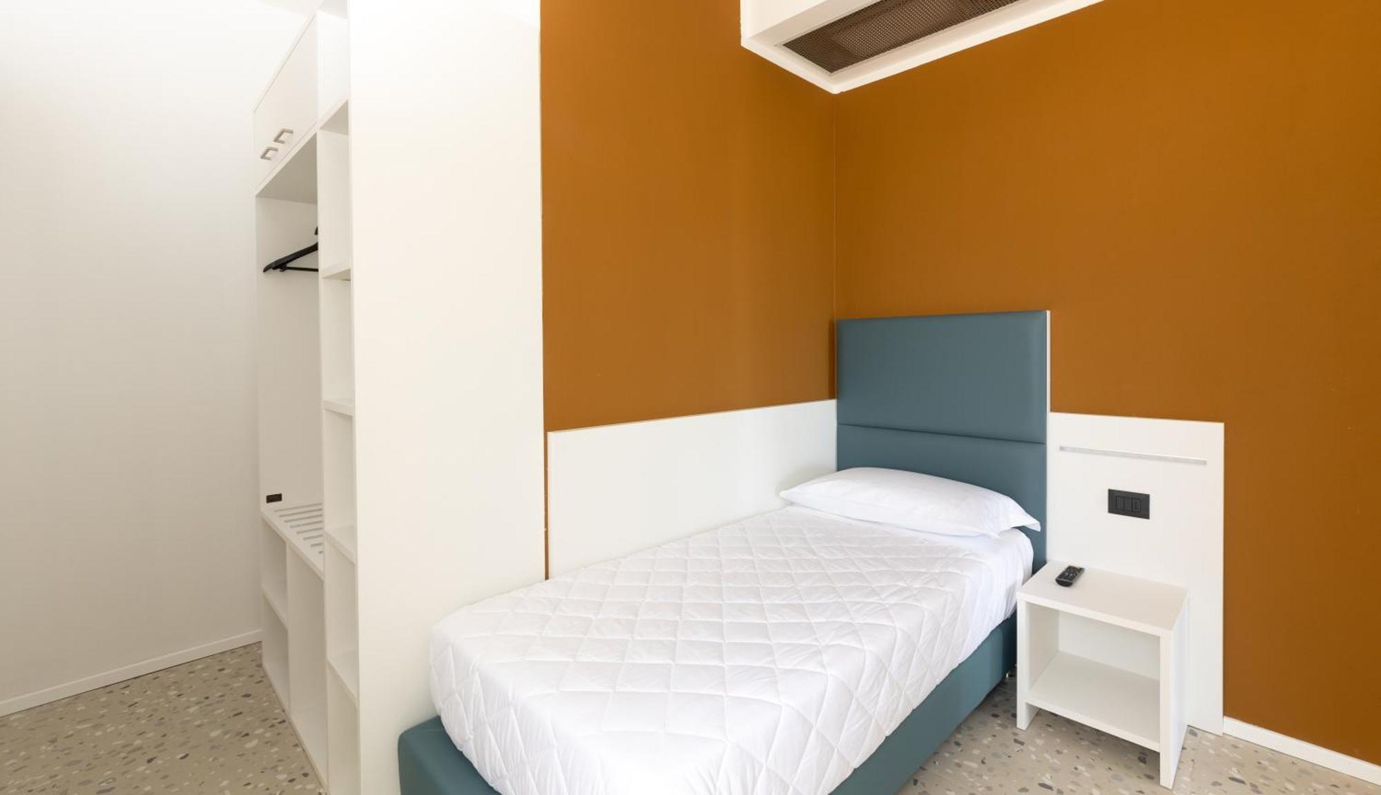 Hotel Delaville Frontemare ลิโดดิเยโซโล ภายนอก รูปภาพ